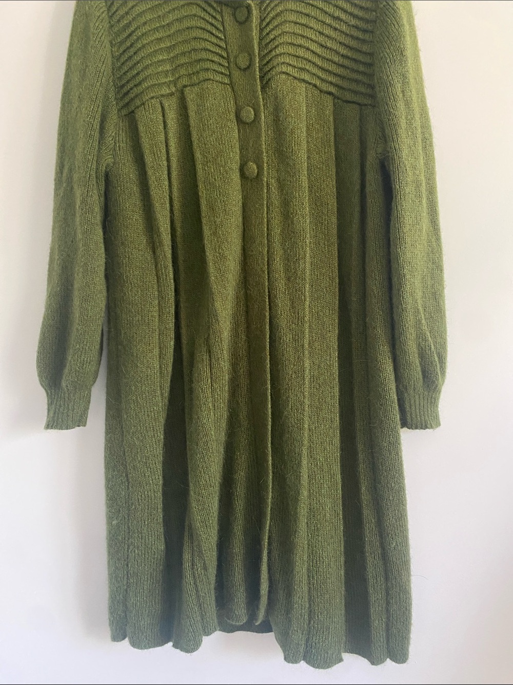 100% Alpaca Olive Long Cardigan Sweater - Picture 9 of 12